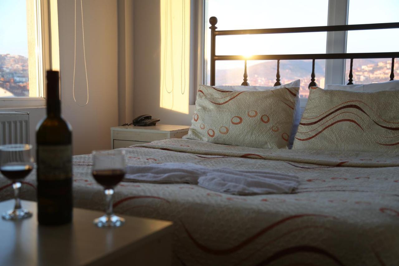 Hotel Sara & Spa Πρίστινα Εξωτερικό φωτογραφία